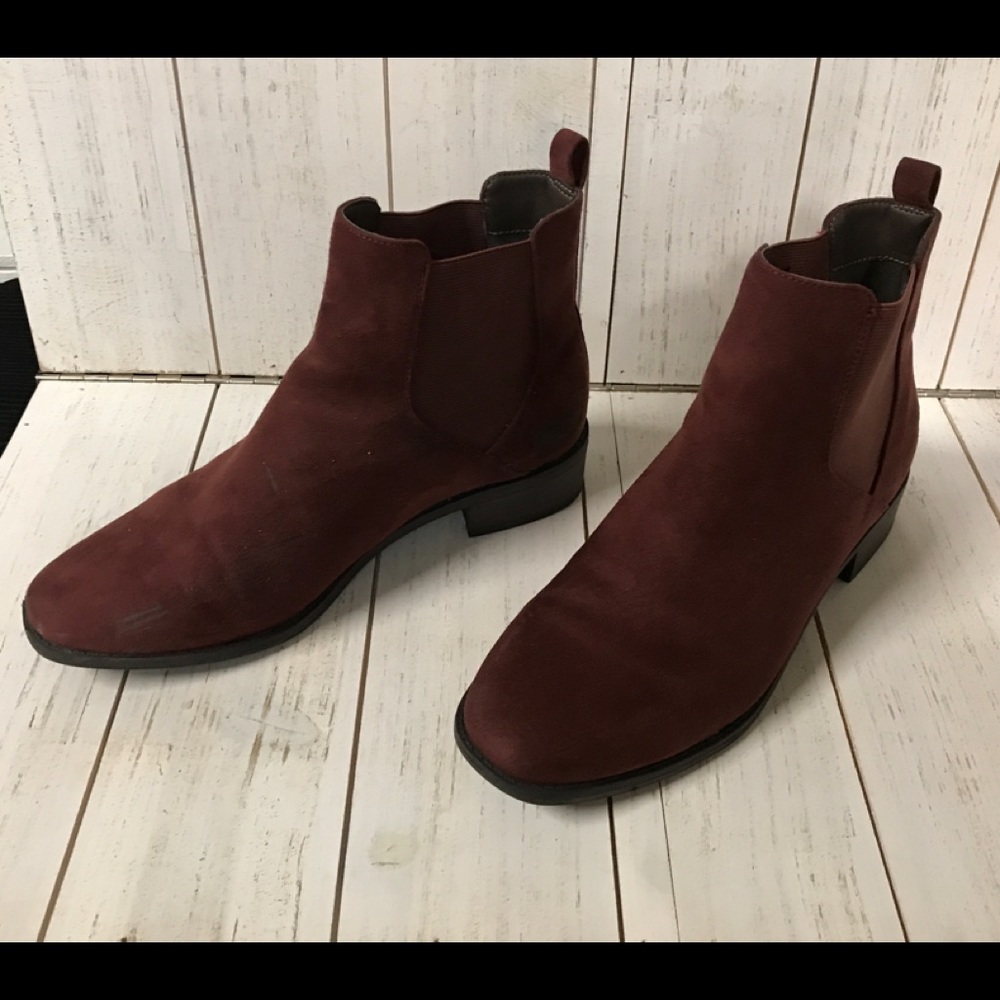 Loft Outlet Womans 7M Ankle‎ Booties